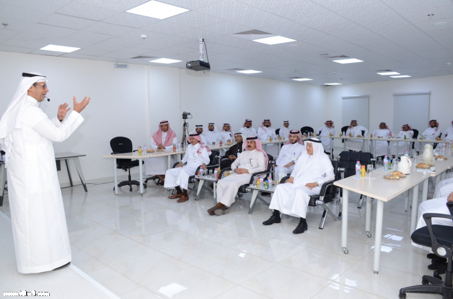 جمعية أسرتي تقيم دورة " التعامل مع الضغوط الحياتية "