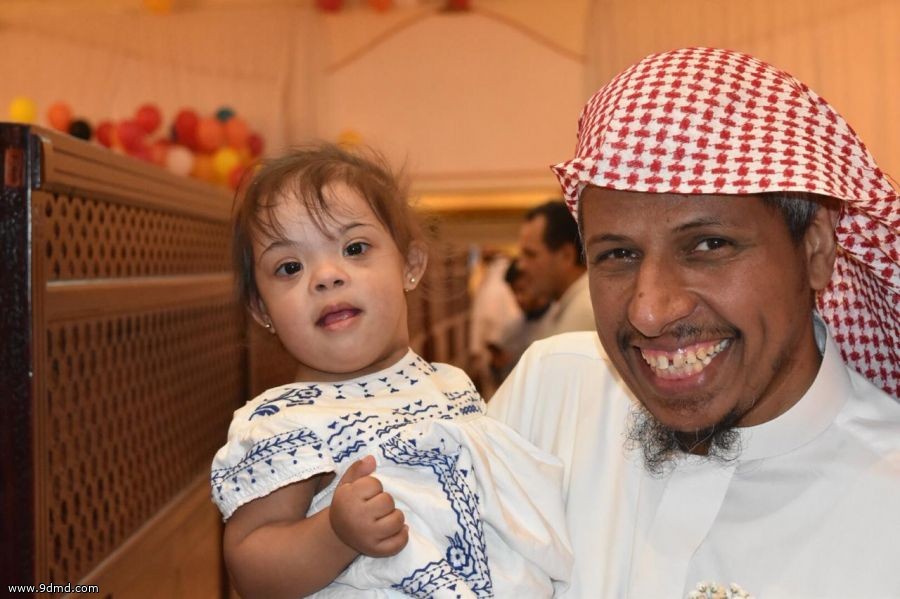 بالصور: (مكاني معكم ) رسالة من أطفال الداون " خلال يومهم العالمي "