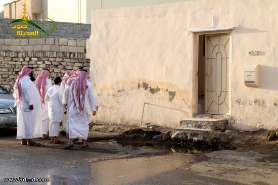 انفجار ماسورة يهدر المياه في حي الجرف الغربي