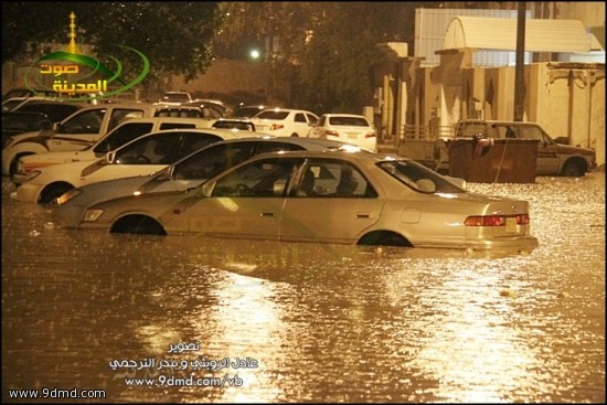 تغطية أمطار المدينة ليوم السبت - 1433/12/25 هـ- حوادث وسيول وتهور