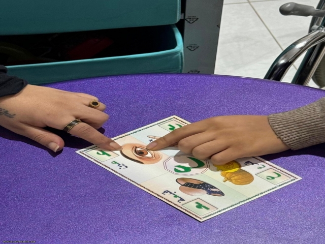 جمعية جنا تنفذ مشروع النطق والتخاطب لمستفيداتها